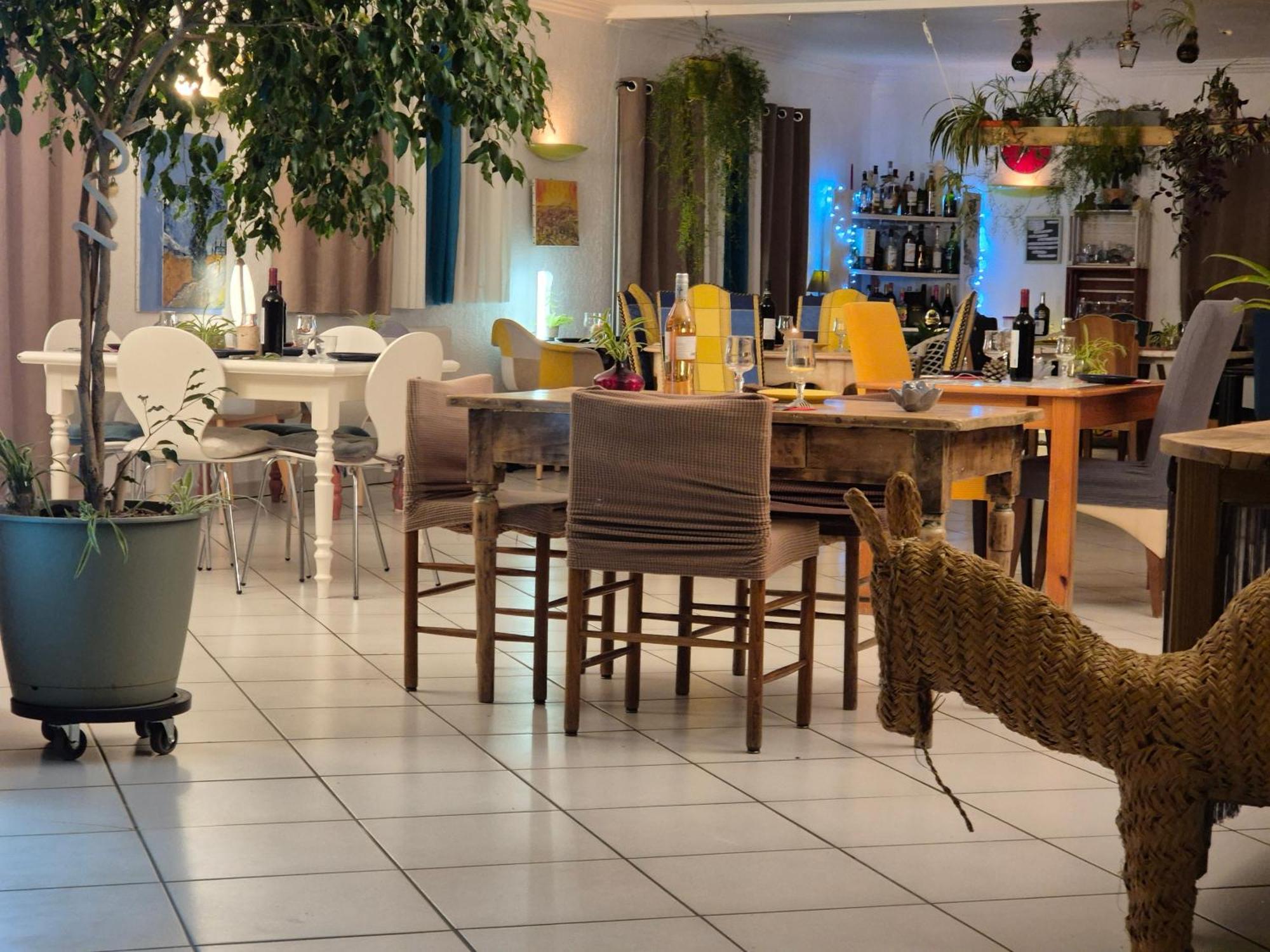 Bel Hotel la Gentilhommière Trèbes Extérieur photo